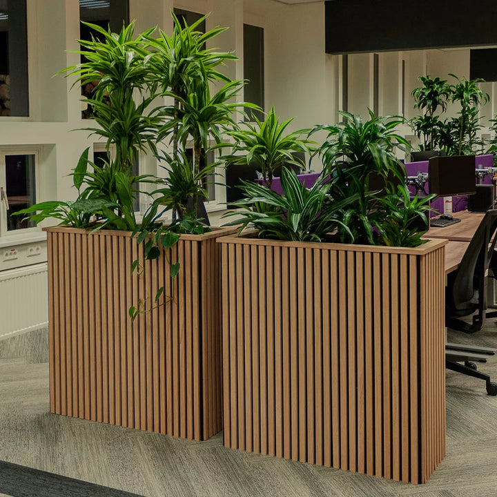 Plantenbak van akupanelen