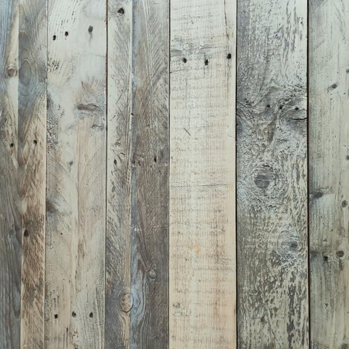 Sloophouten plank gelakt